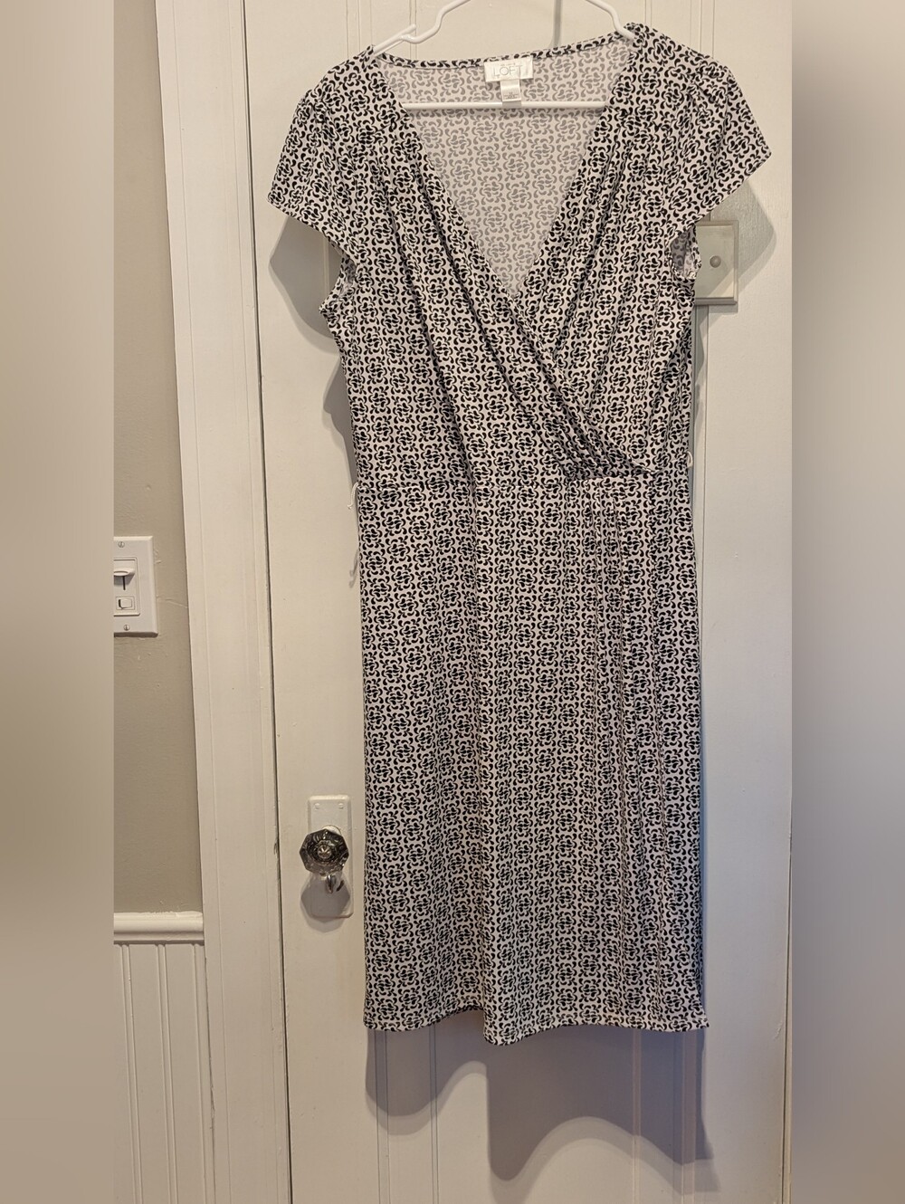 Black and White Printed V‑Neck Wrap Dress